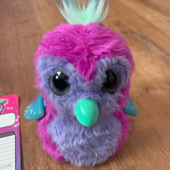 Hatchimal 🟣🔷💗 - Picture 2 of 4